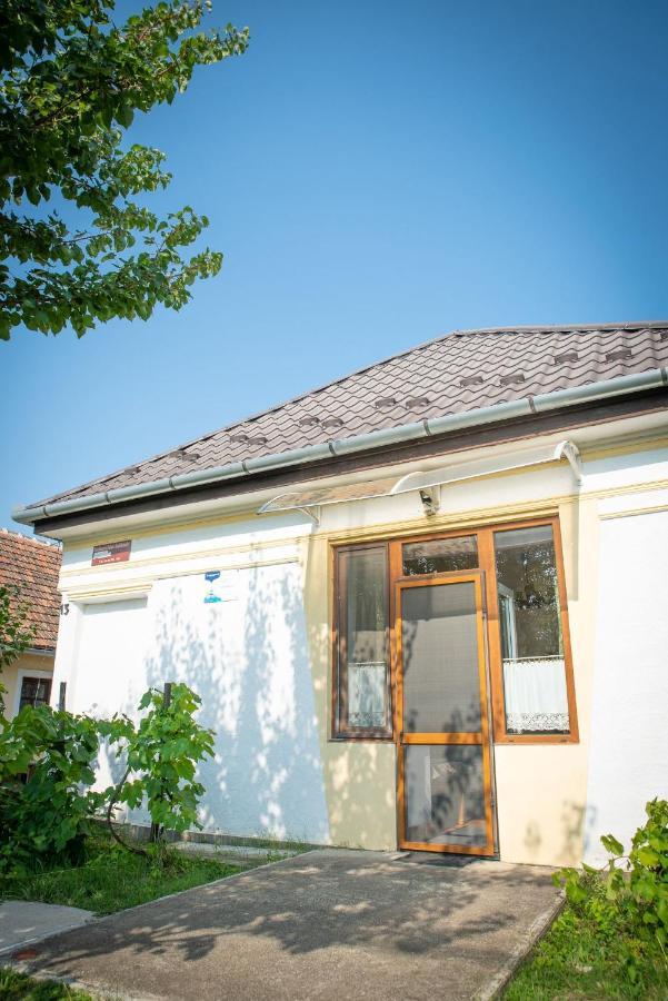 Zöldkapus Vendégház Fony Kültér fotó